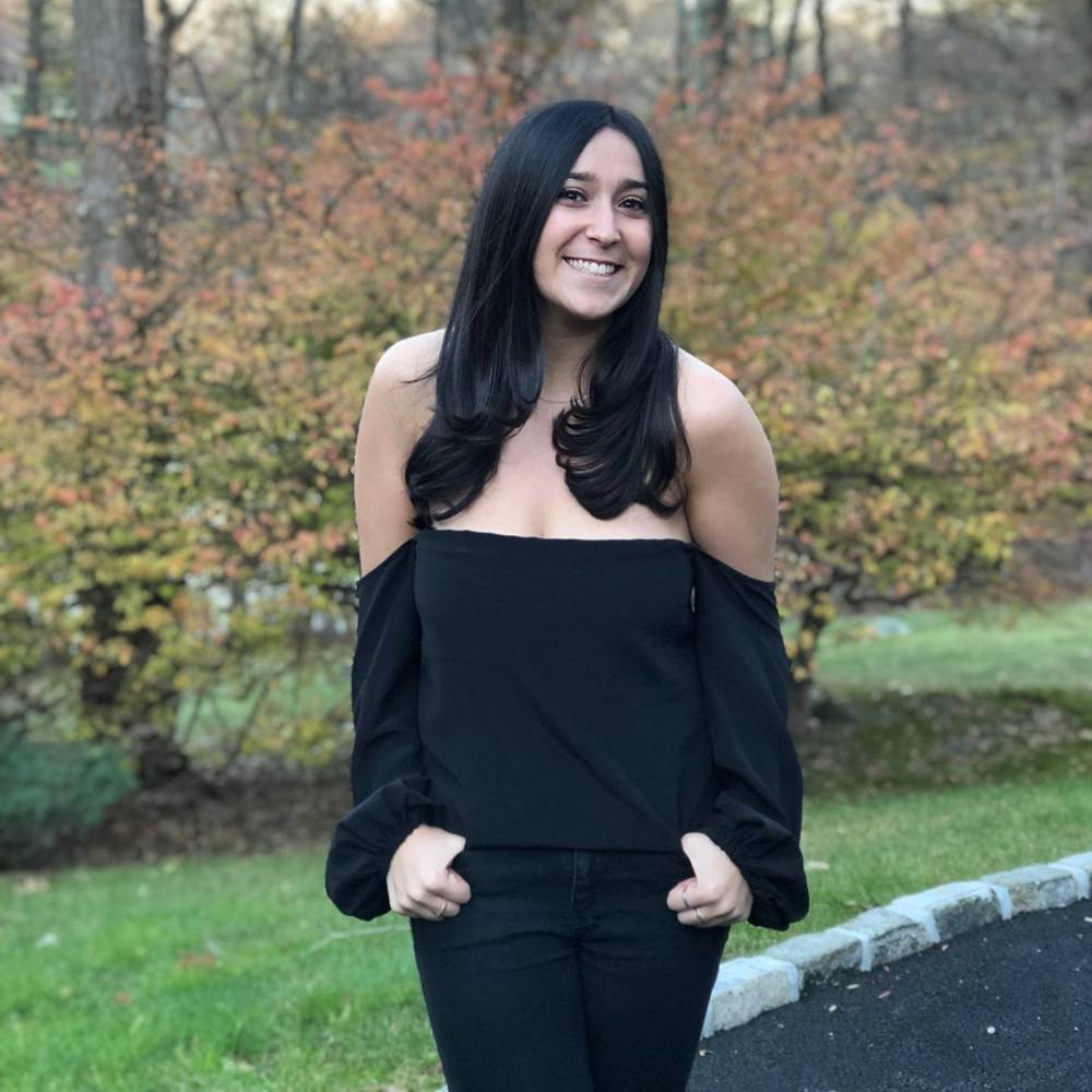 Meet your Posher, Julia